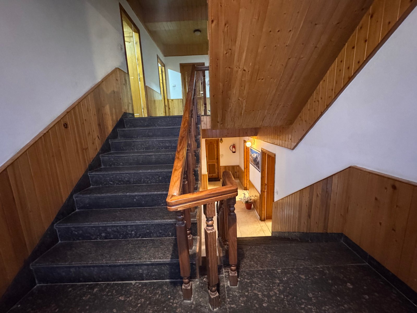 hotel-img