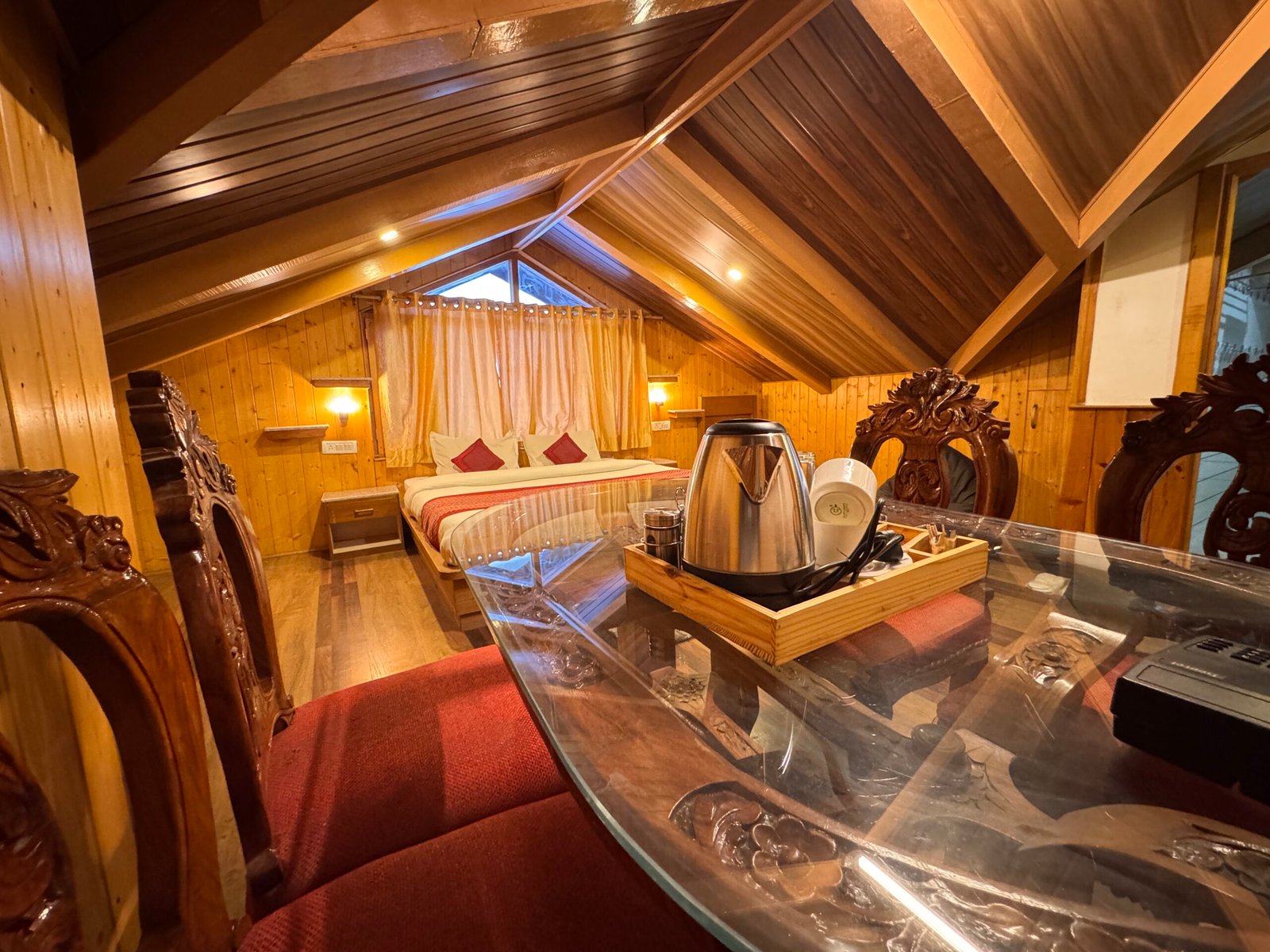 hotel-img